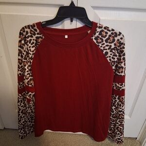 Women's unbranded long sleeve animal print top